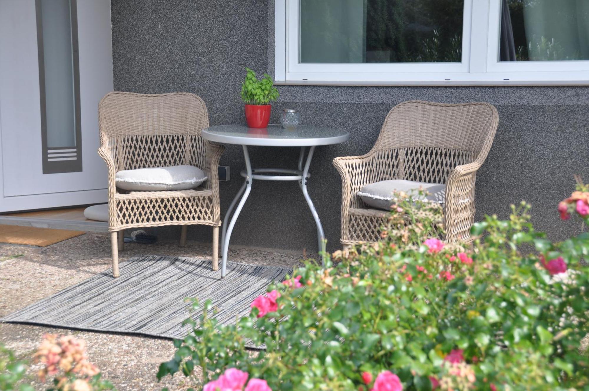 2-Zimmer Wohnung Mit Terrasse, Fernblick, Natur, Ruhig - Marburg Extérieur photo